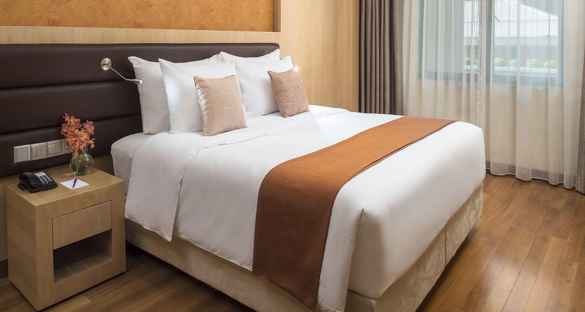 Mercure Yangon Kaba Aye Ngoại thất bức ảnh