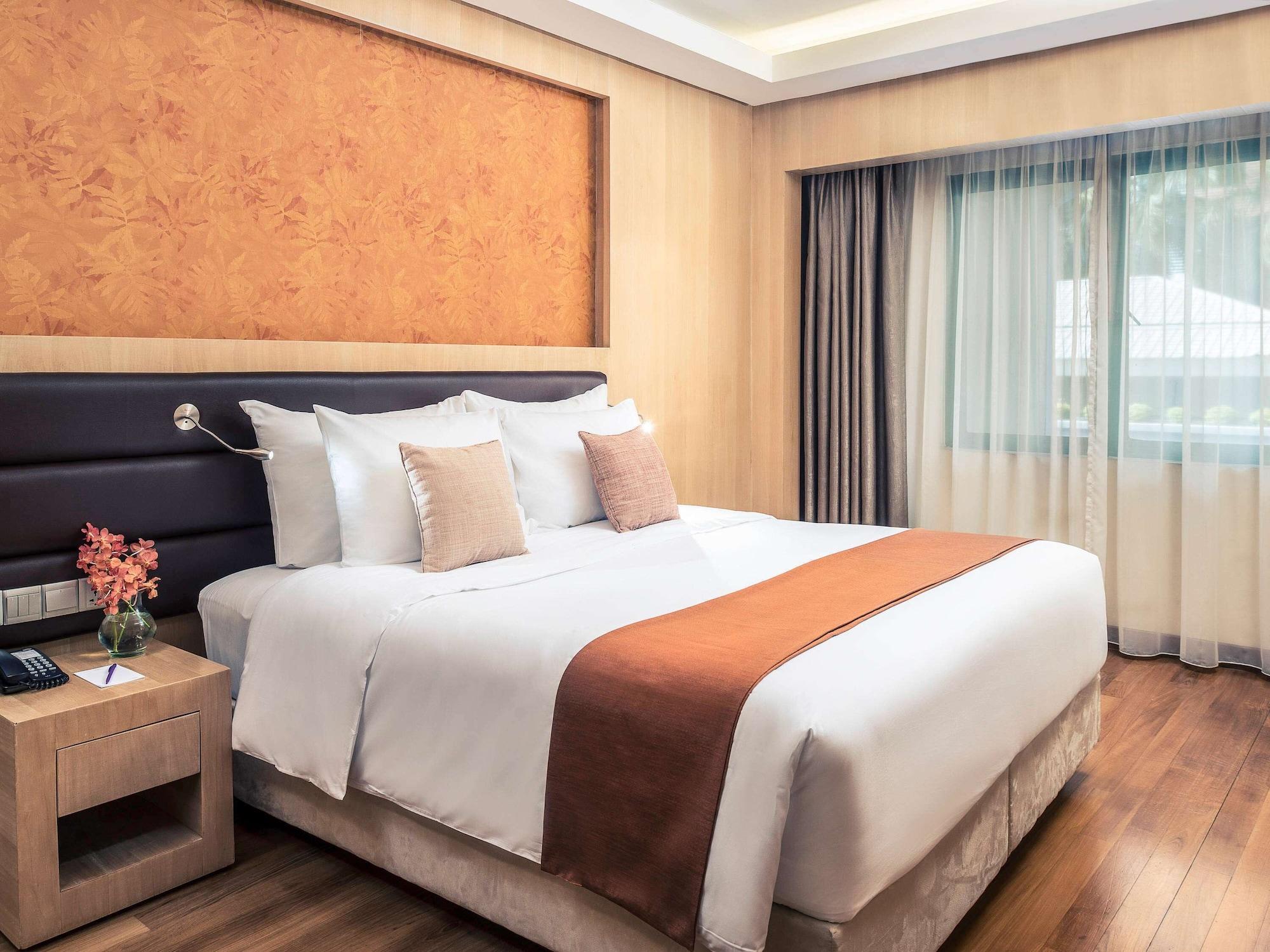 Mercure Yangon Kaba Aye Ngoại thất bức ảnh