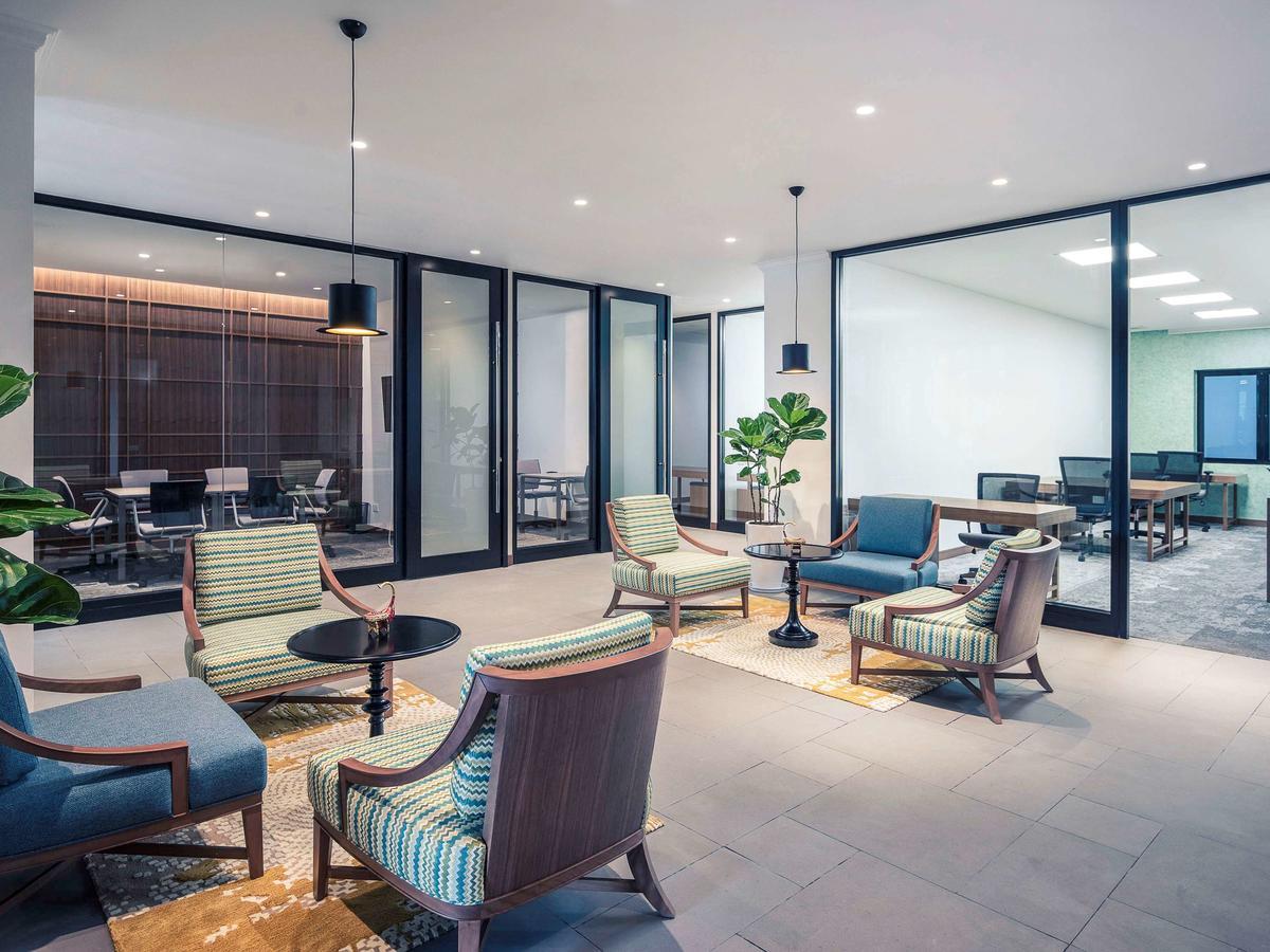 Mercure Yangon Kaba Aye Ngoại thất bức ảnh