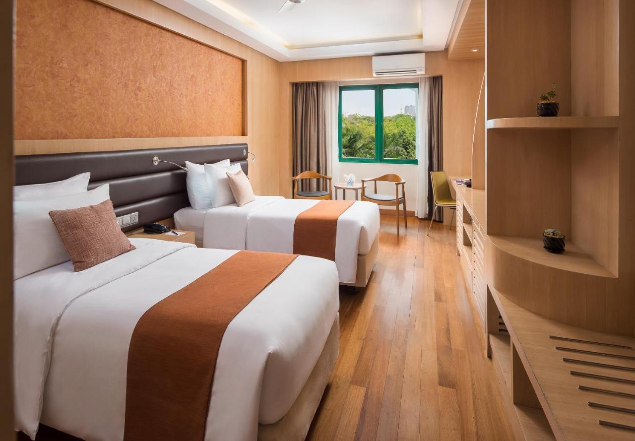 Mercure Yangon Kaba Aye Ngoại thất bức ảnh