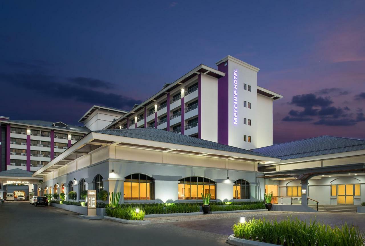 Mercure Yangon Kaba Aye Ngoại thất bức ảnh