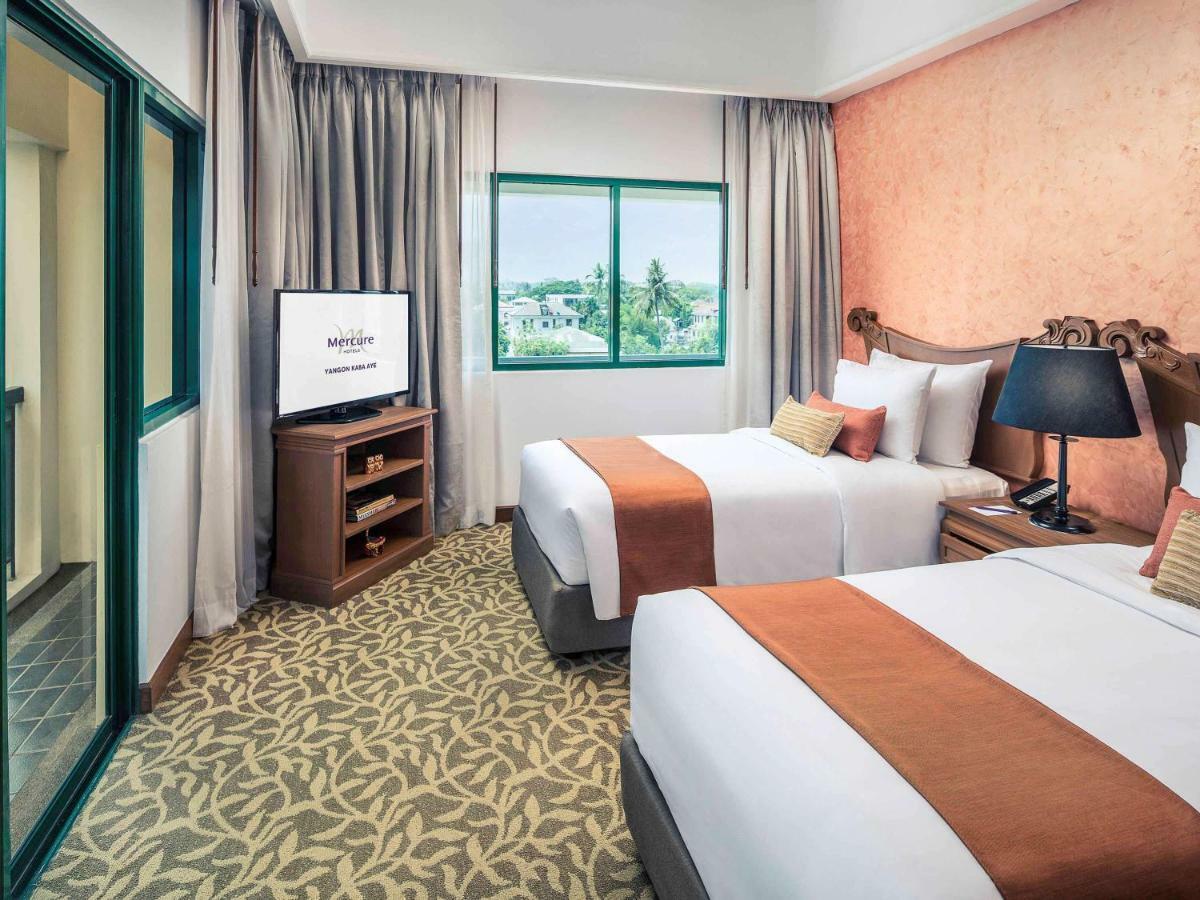 Mercure Yangon Kaba Aye Ngoại thất bức ảnh