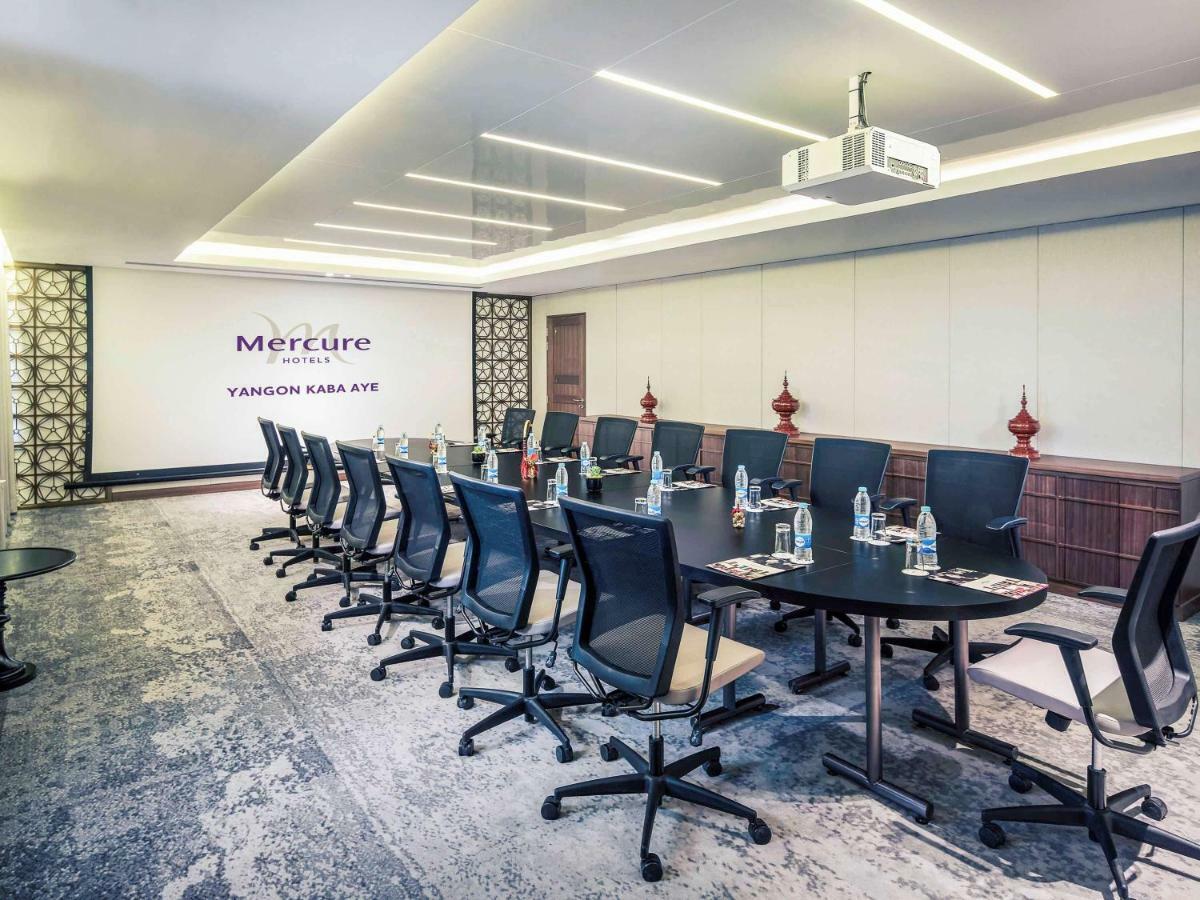 Mercure Yangon Kaba Aye Ngoại thất bức ảnh