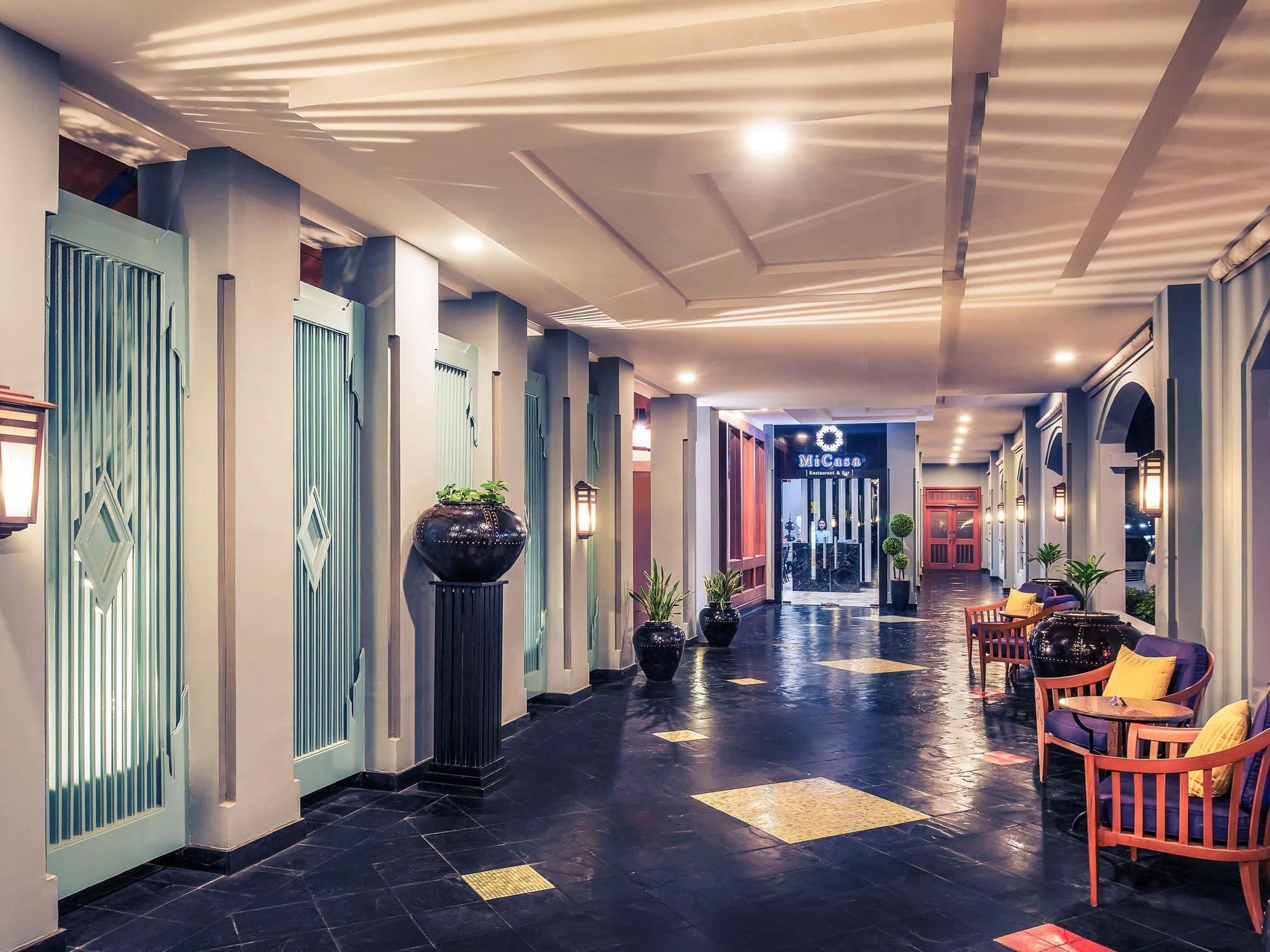Mercure Yangon Kaba Aye Ngoại thất bức ảnh